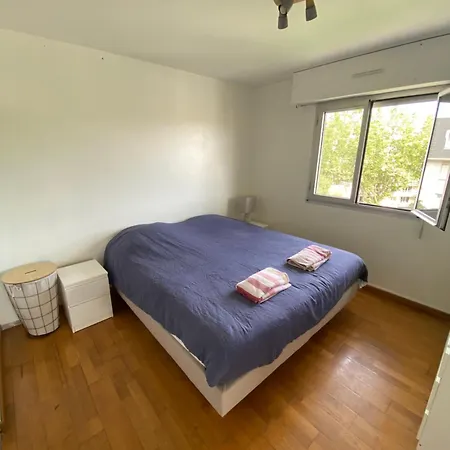 Cosy Flat With Balcony, 5mn Versailles Daire
