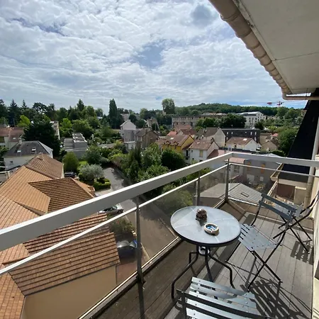Daire Cosy Flat With Balcony, 5mn Versailles